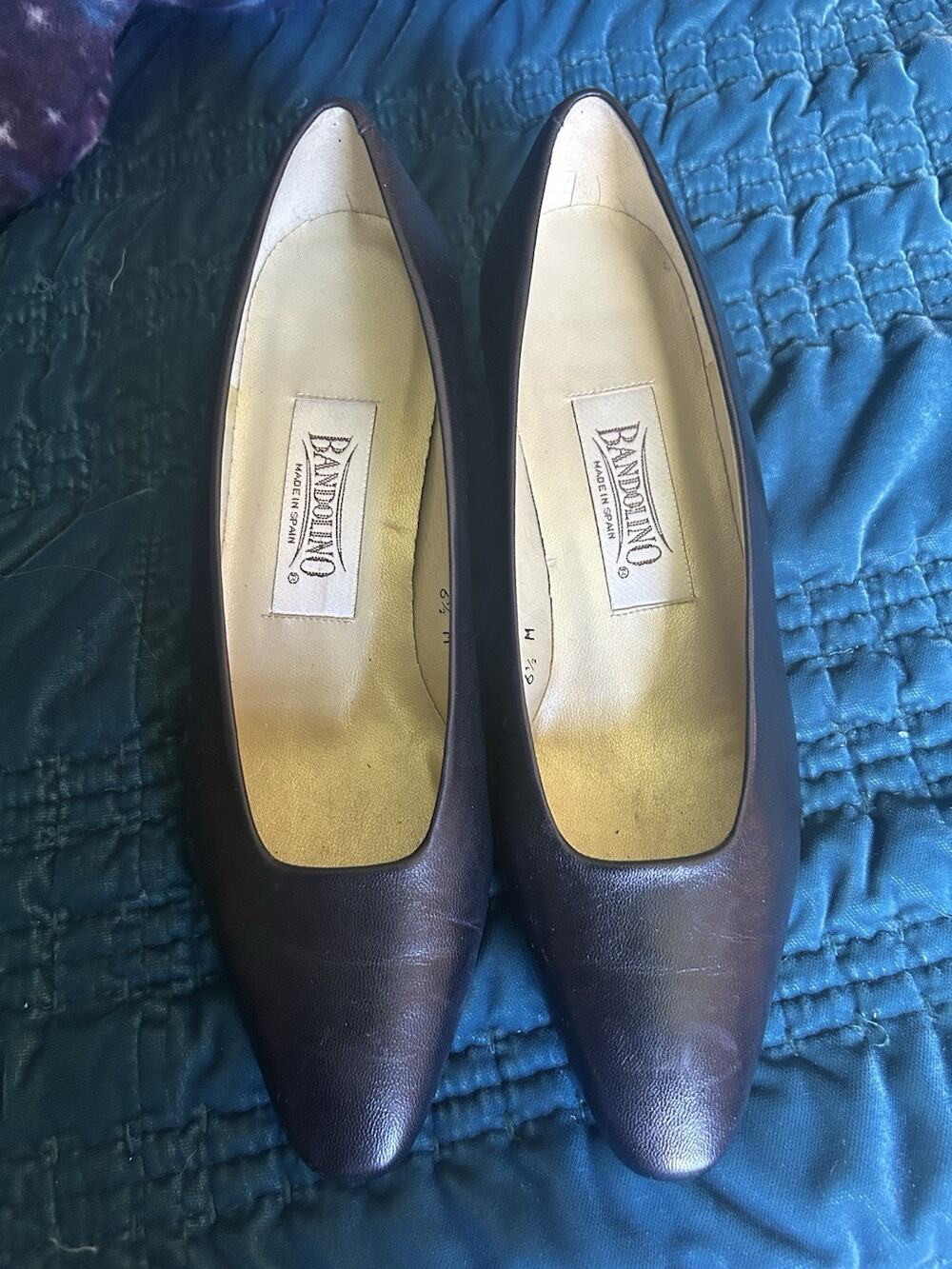 Vintage Bandolino Pumps Heels Navy Leather Made In Spain 1980s